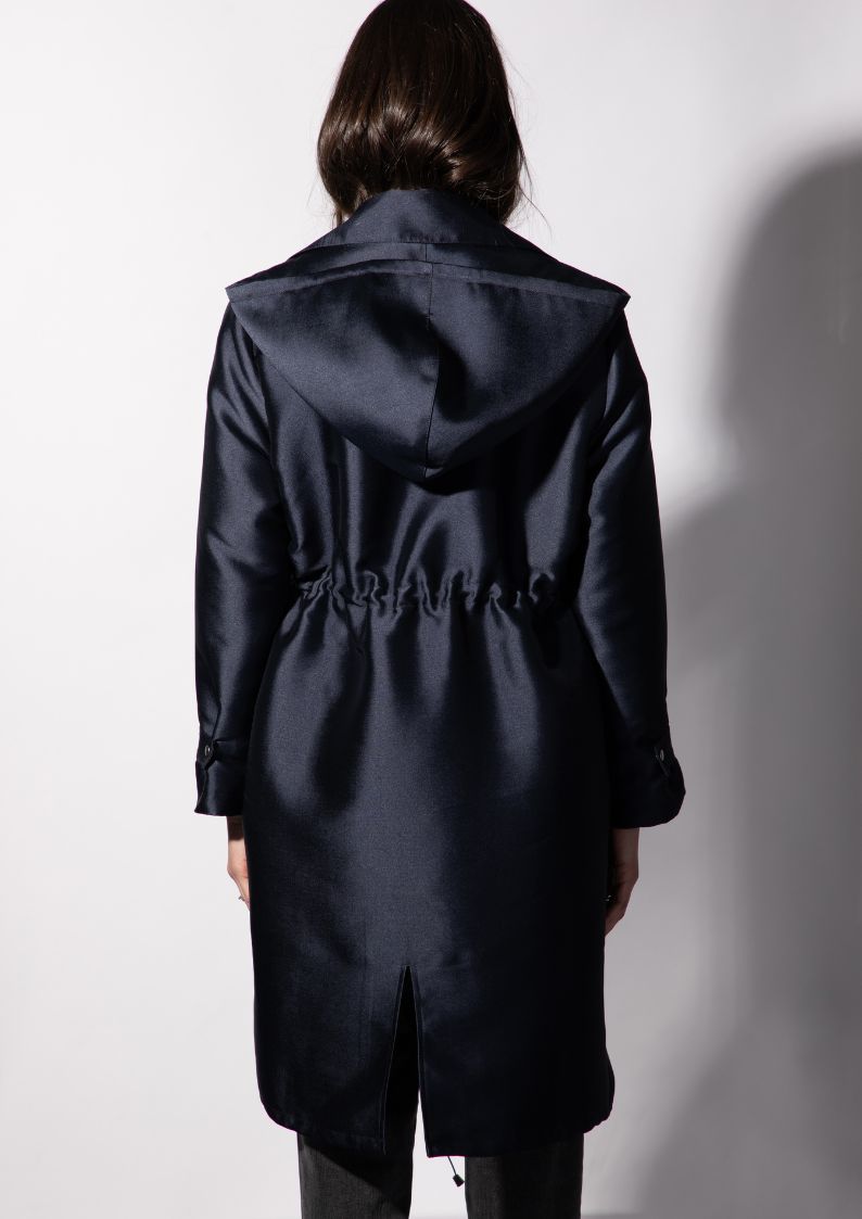 Trench Navyl à capuche satiné bleu nuit