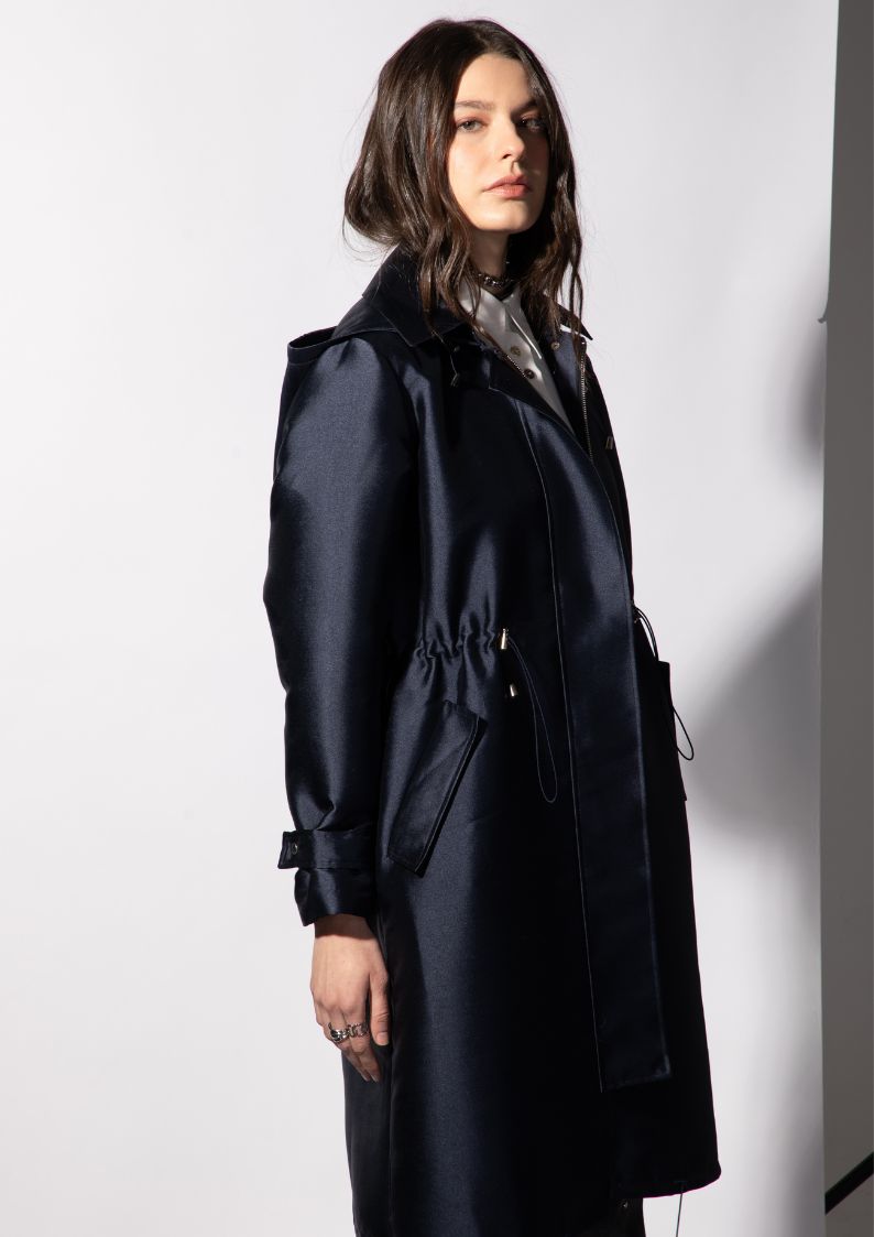 Trench Navyl à capuche satiné bleu nuit