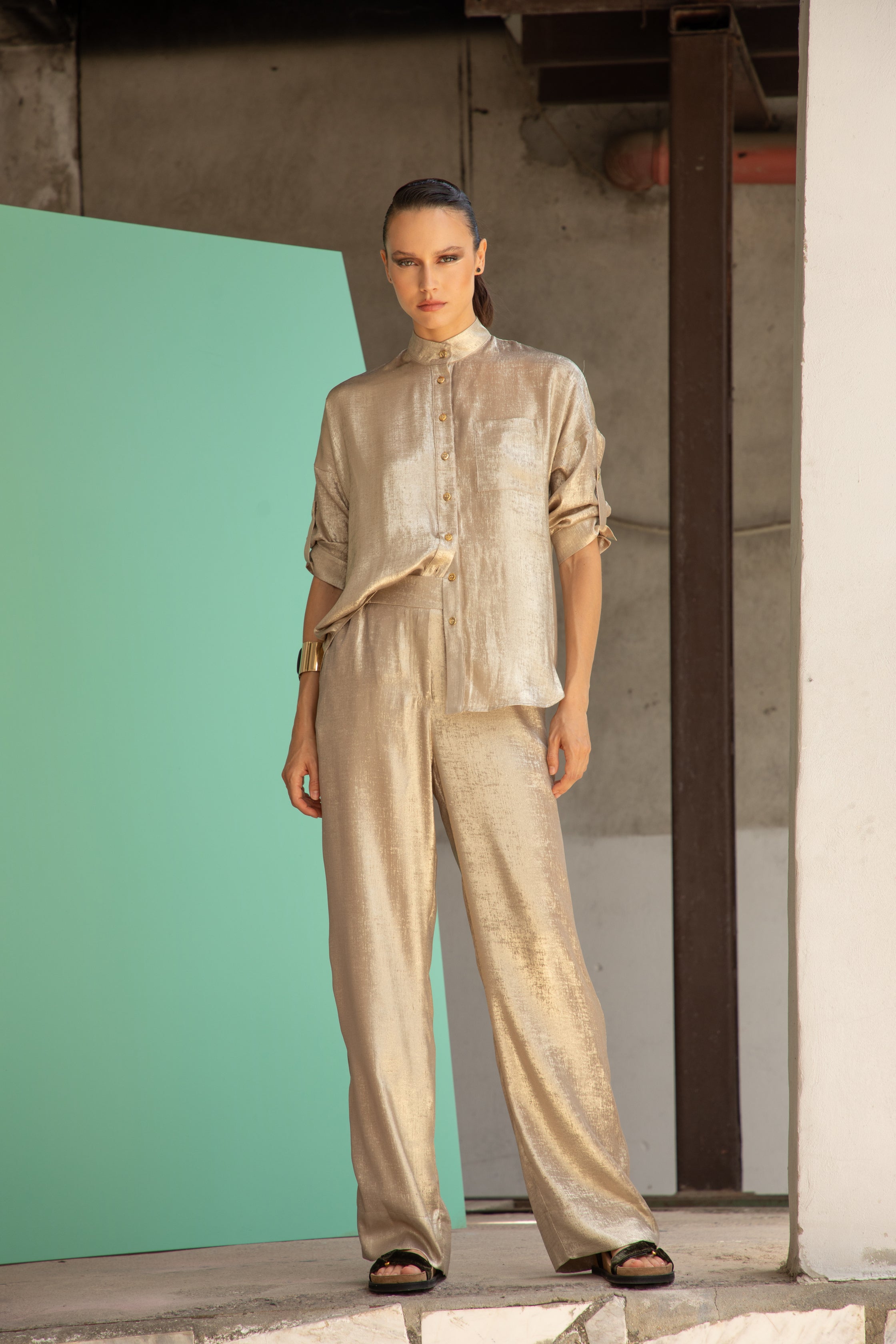 Chemise Hélène - Fluide en tissu lamé doré