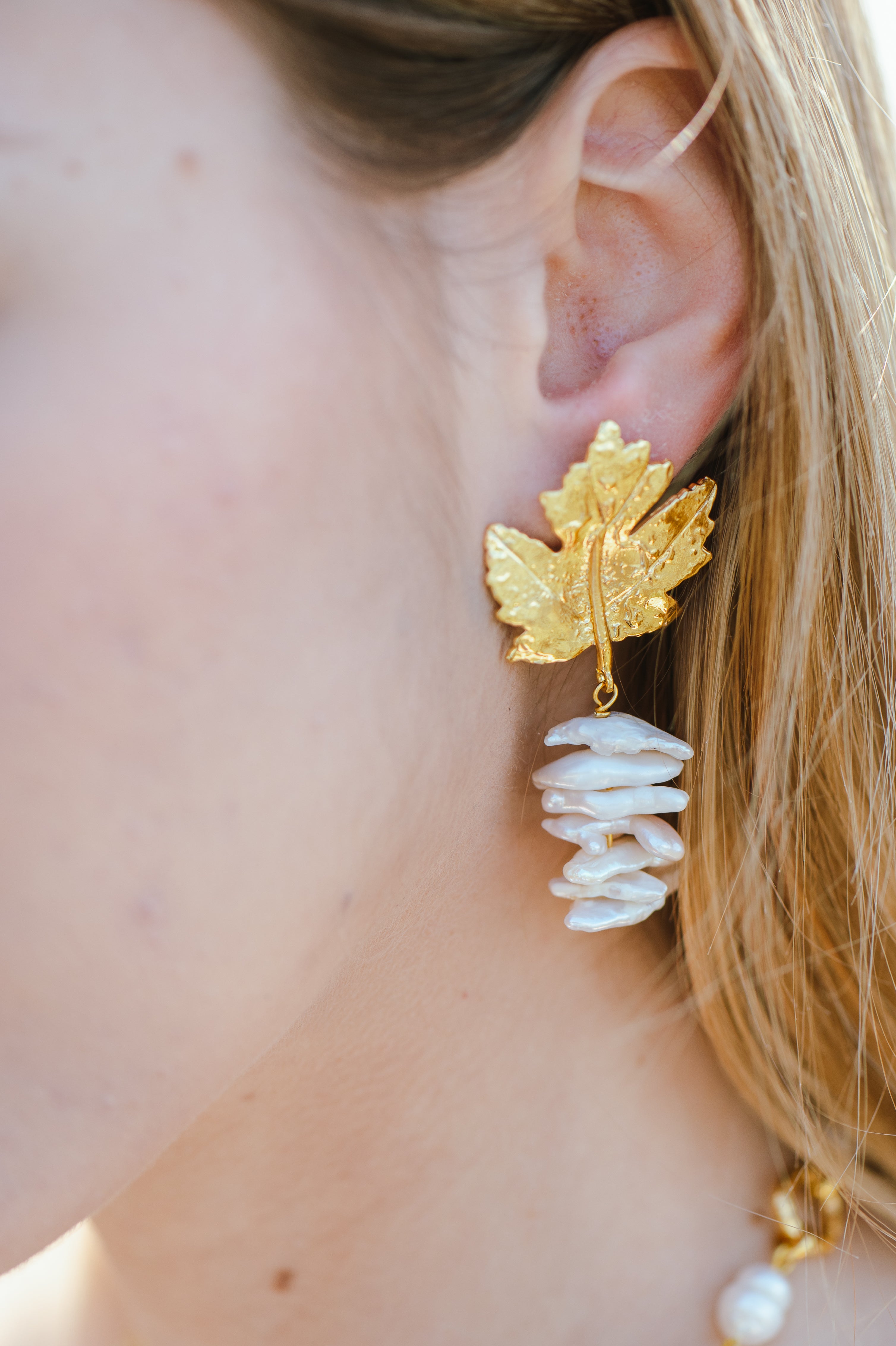Boucles feuilles et perles