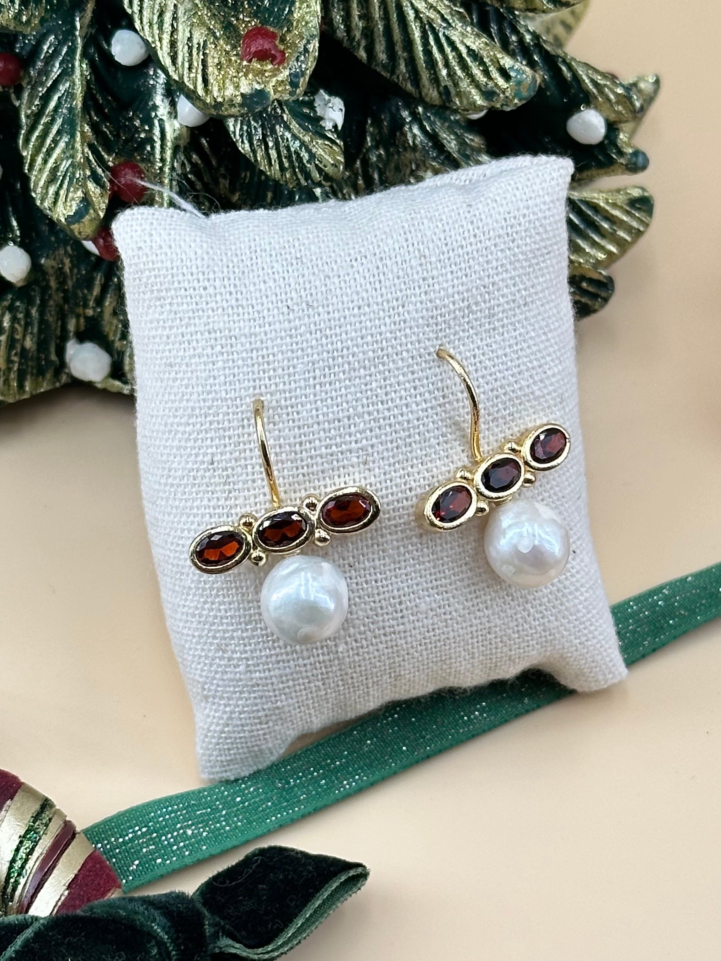 Boucles d'oreilles Myla rubis