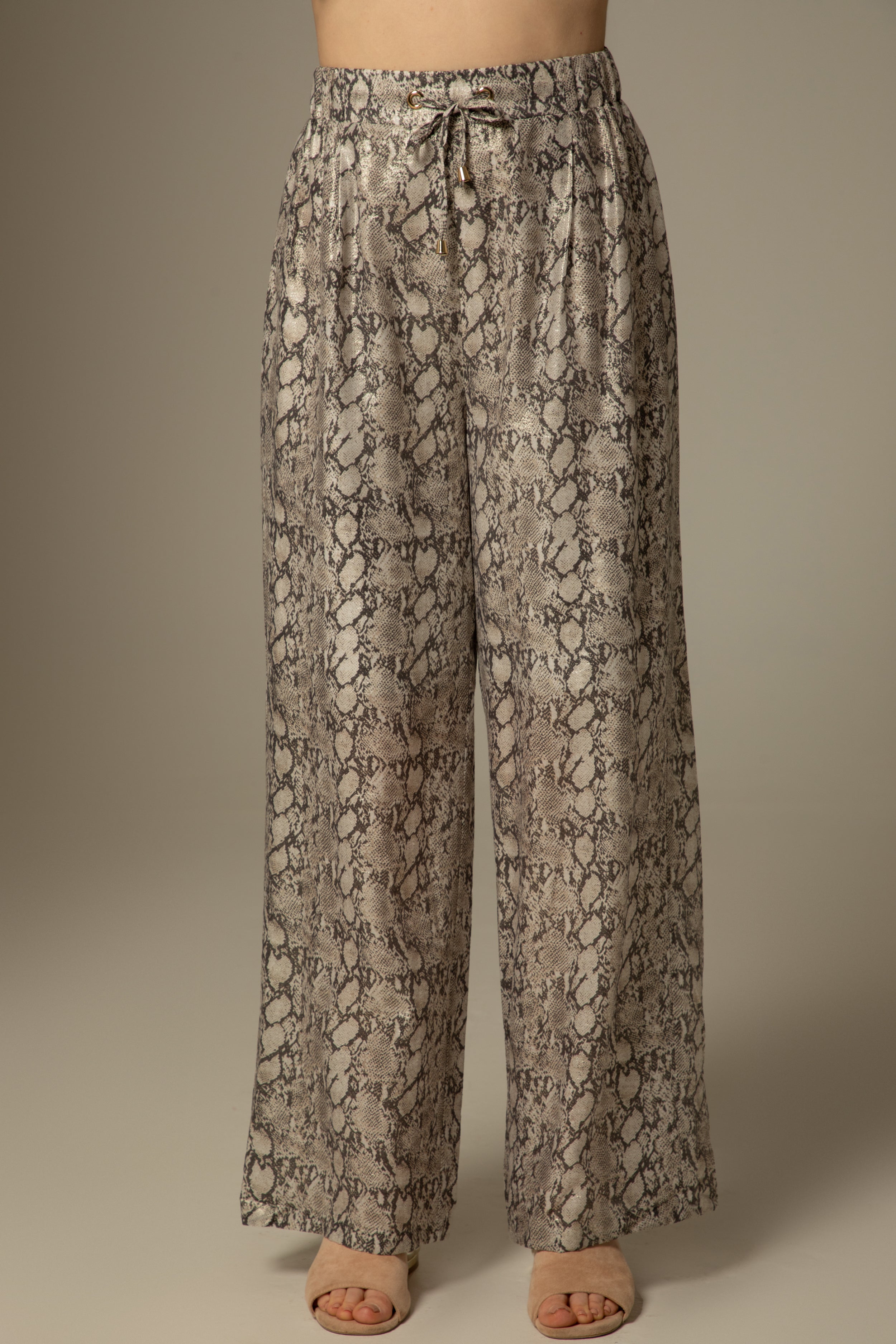 Pantalon en fluide en viscose nacrée