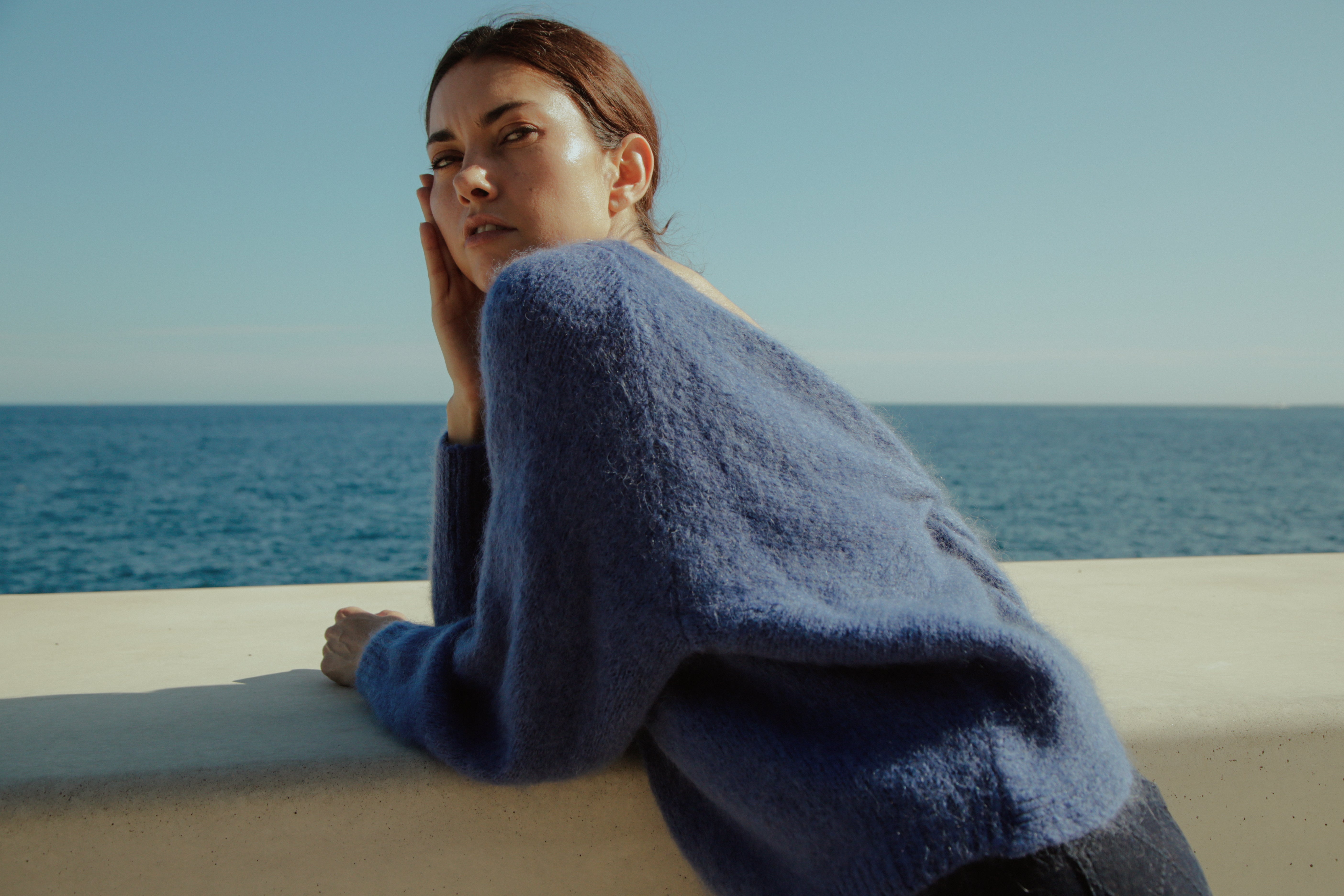 Pull en mohair Flore dos noué Azur