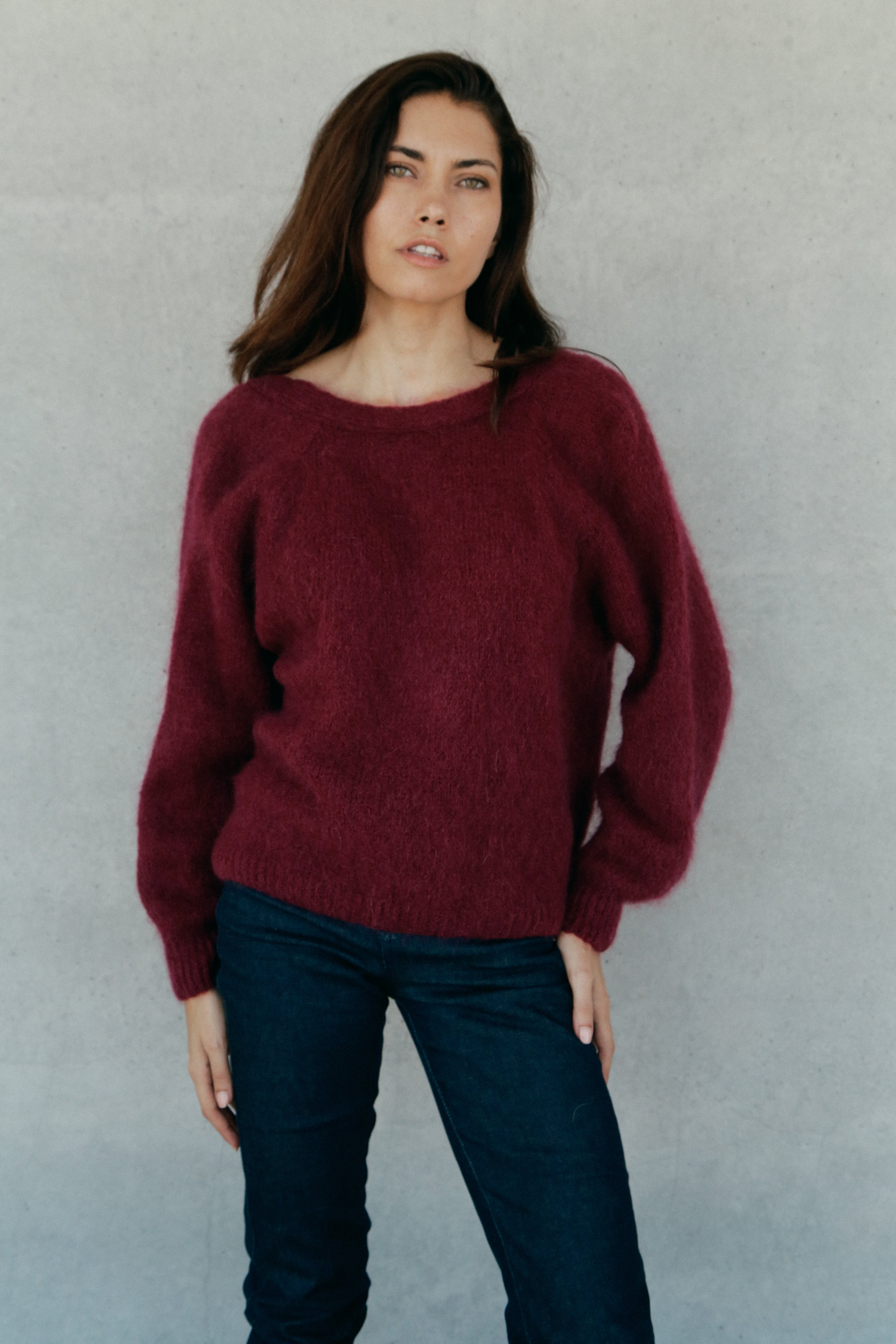 Pull en mohair Flore dos noué Wine