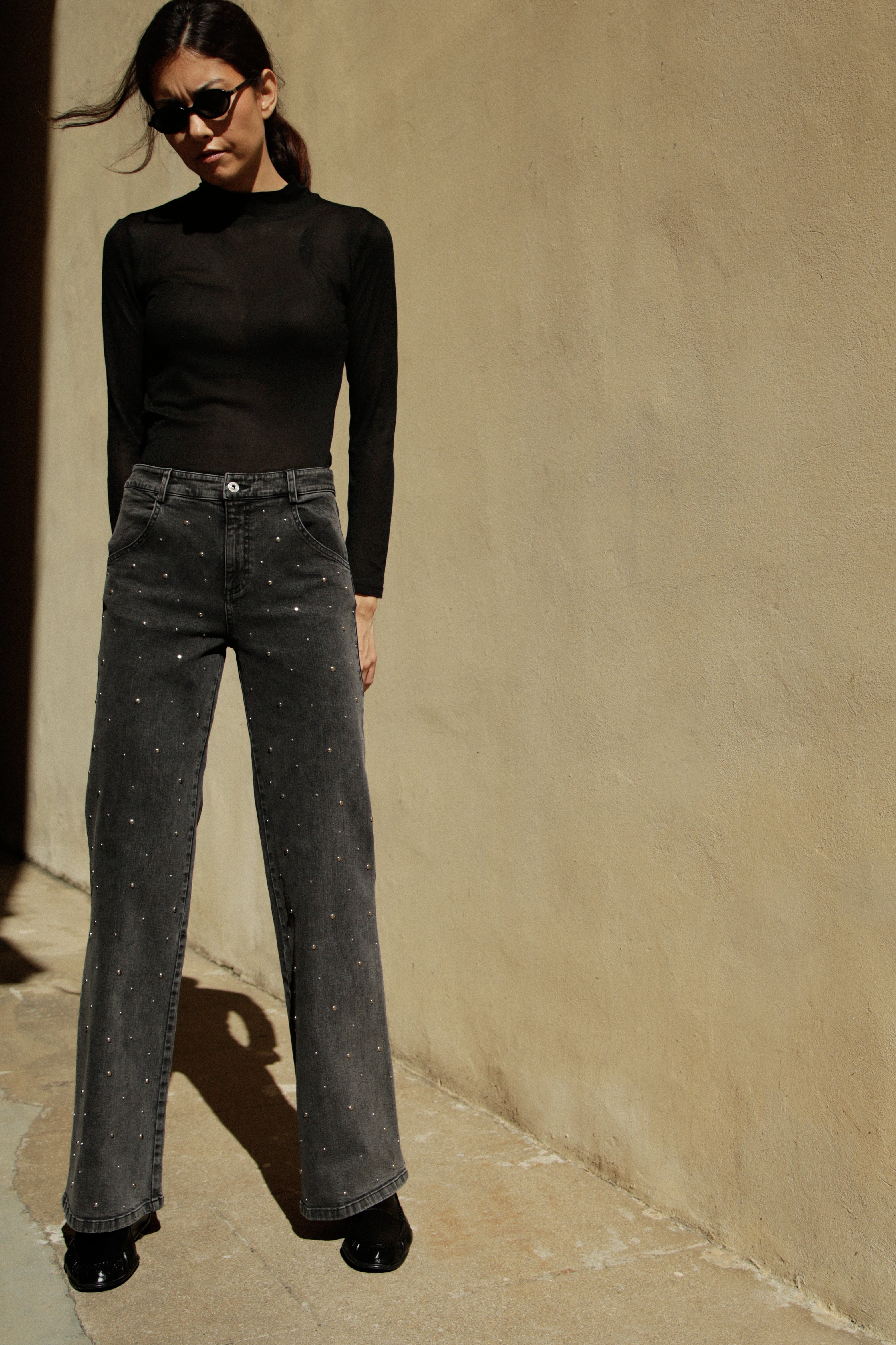 Jean Gabriel en denim gris à clous