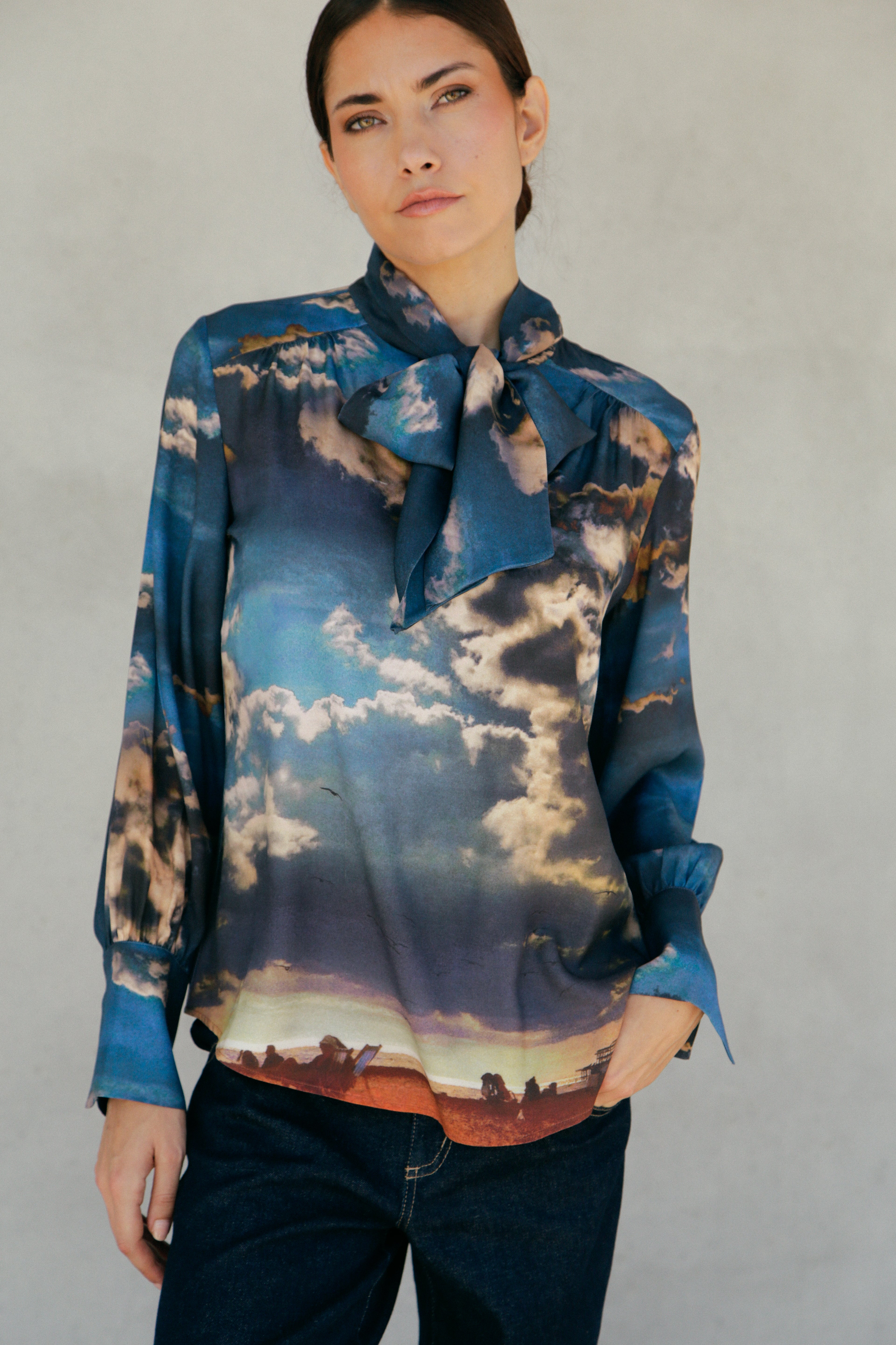 Blouse Mia  col lavallière imprimé "nuage"